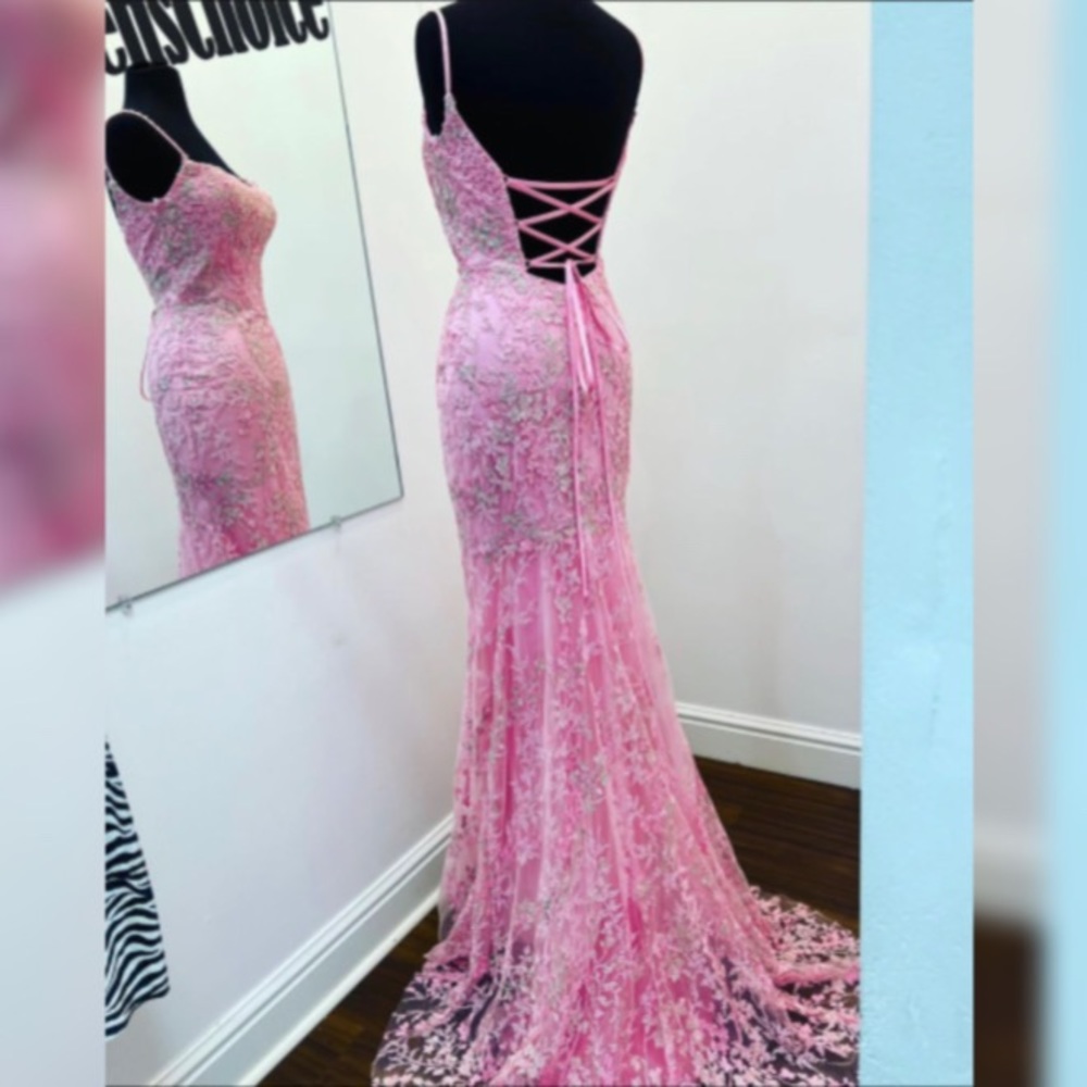 Pink Sherri hill prom dress!!